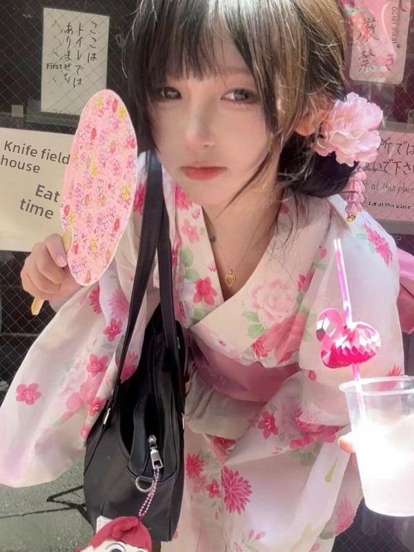 Ethnic Fashion Online - 伝統的な日本の着物フォーマルバスローブ写真撮影十代の少女エスニックファッションステージ衣装ポリエステル素材オンラインE...