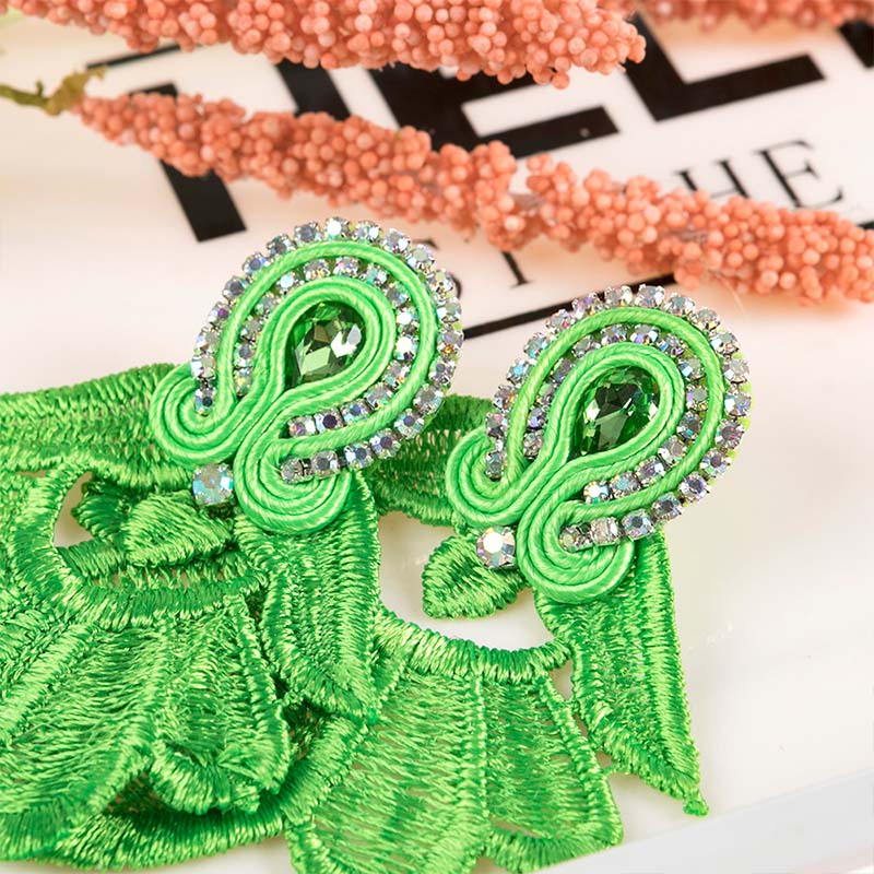 ファッション女性用イヤリングジュエリーアクセサリー、ソタッシ - Ethnic Fashion Trend のレビューと価格