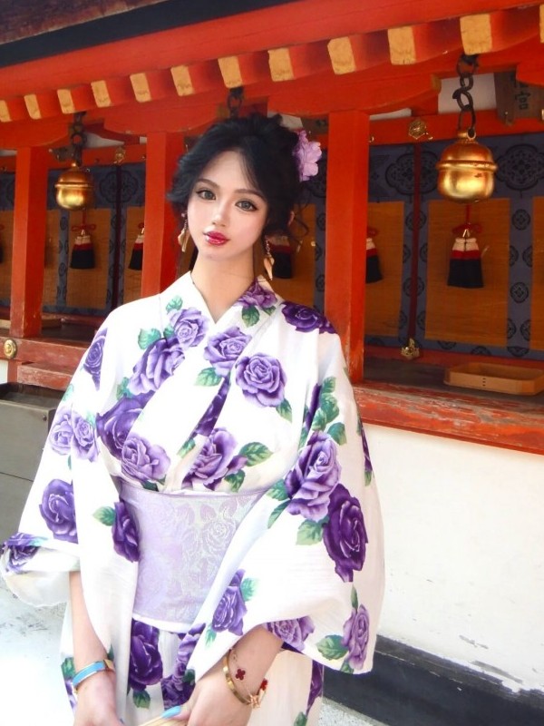 伝統的な日本の着物スタイルの写真撮影用ドレス女性用エスニック - Ethnic Fashion Online のレビューと価格